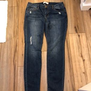 CAbi distressed skinny jean